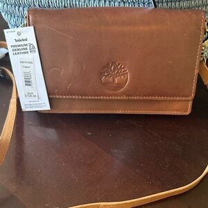 Timberland Tan Leather women’s Messenger Bag